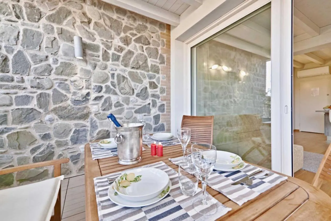 Warda A6 Apartment Desenzano del Garda 0*,